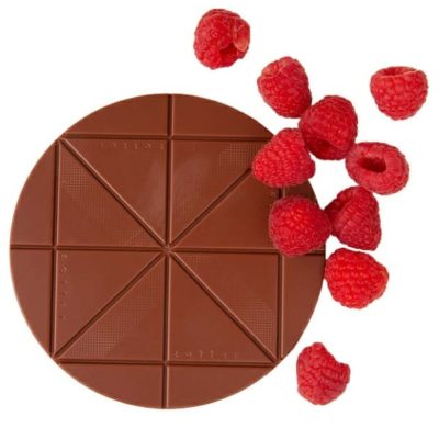 Raspberry in Cacao, Milk Chocolate