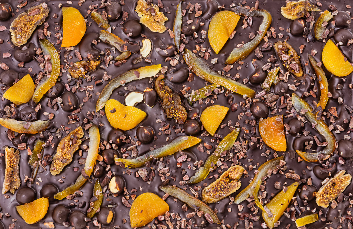 Chocolate bar with dried fruit and nuts - Fruits Pair Best With Chocolate