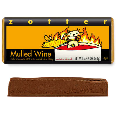 16300-mulled-wine-hand-scooped-1-us