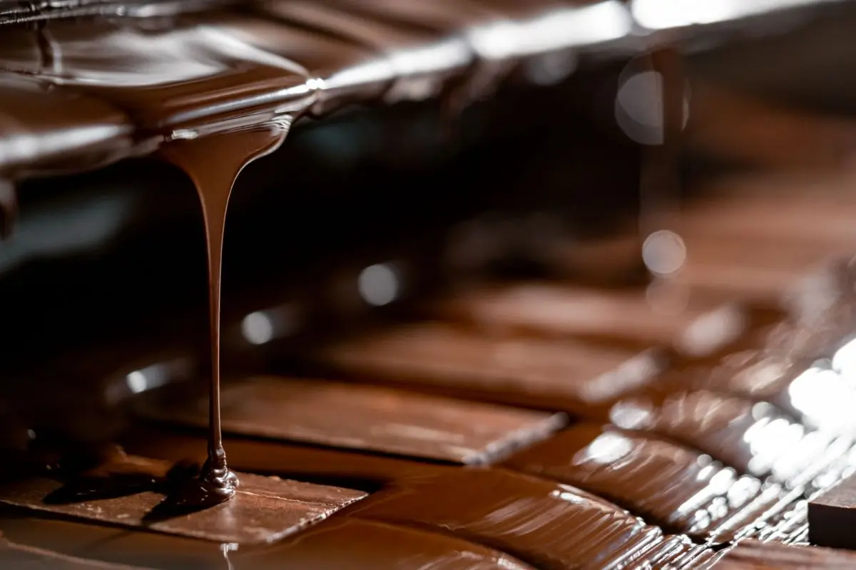 Unwrapped: Is Chocolate Bloom a Bad Thing? Find Out Here! 1 flowing chocolate