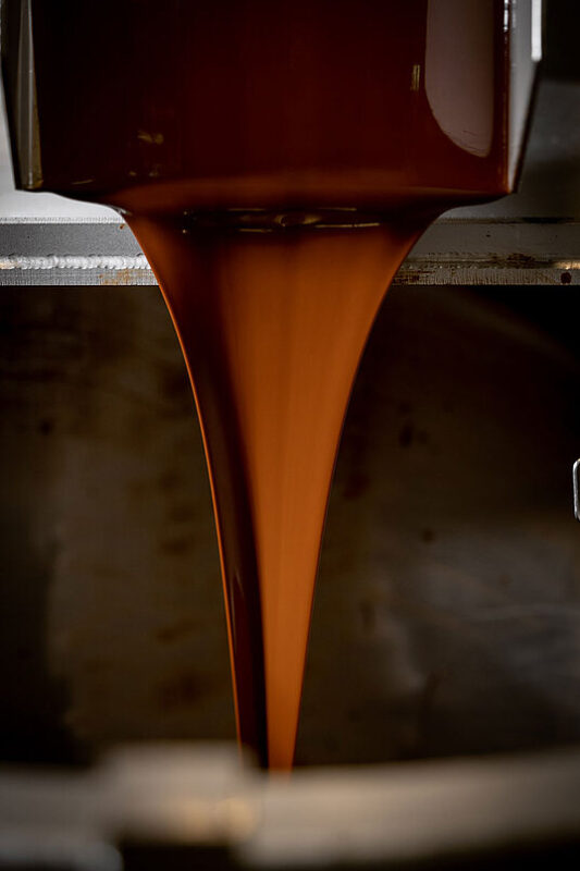 Innovation through Experimentation - The Creation of Dark Milk Chocolate 3 blog-bean-to-bar-dark-milk-chocolate-cocoa-mass